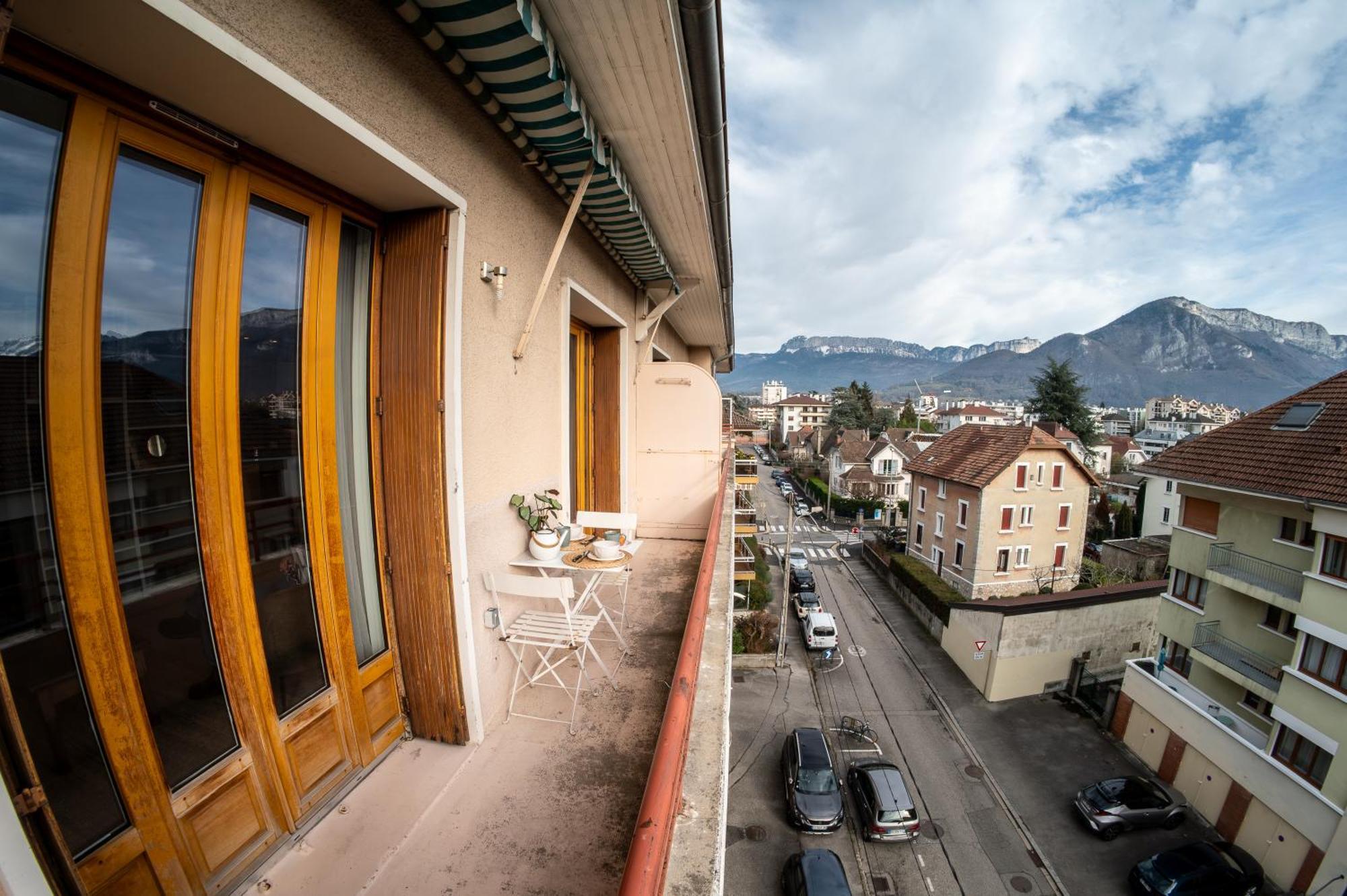 Ferienwohnung Les 3 Monts - Vue Panoramique Sur Les Montagnes Annecy Exterior foto